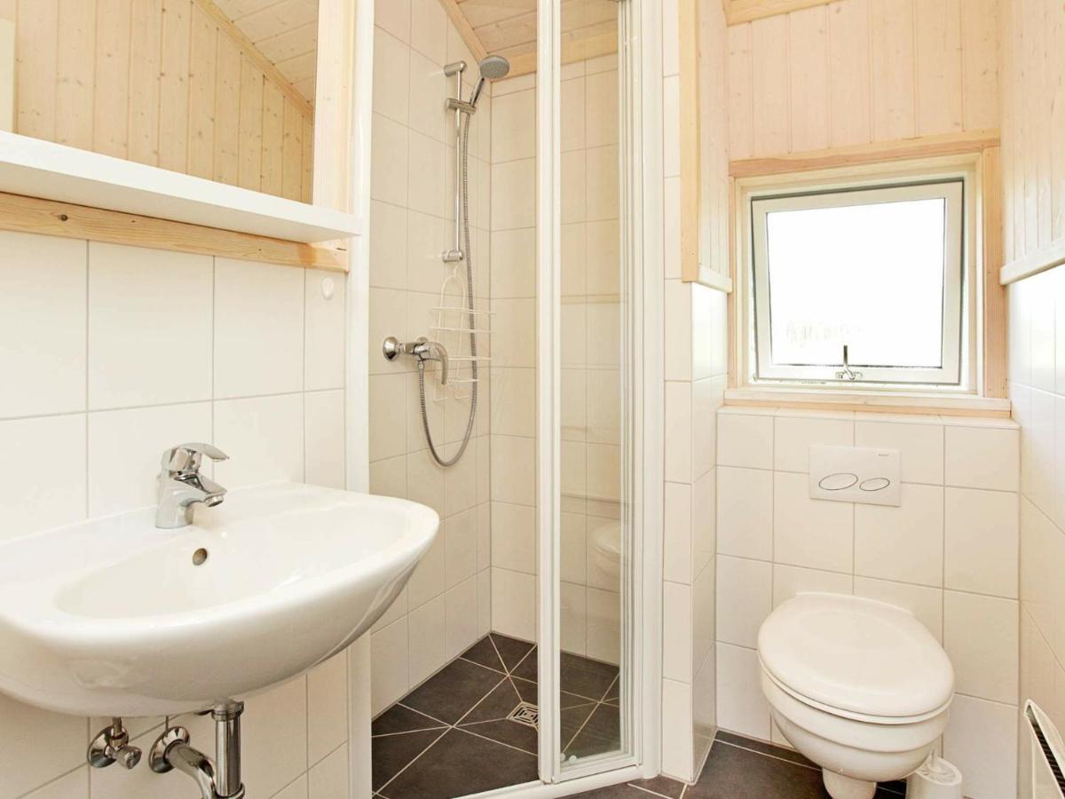 Three-Bedroom Holiday Home In Grossenbrode 1 Oda fotoğraf